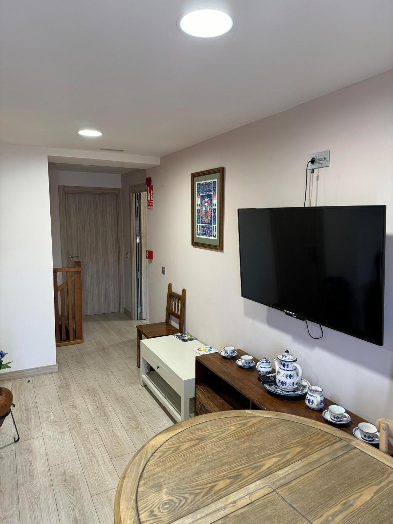 Hotel Rural Los Faroles Huermeces Екстер'єр фото